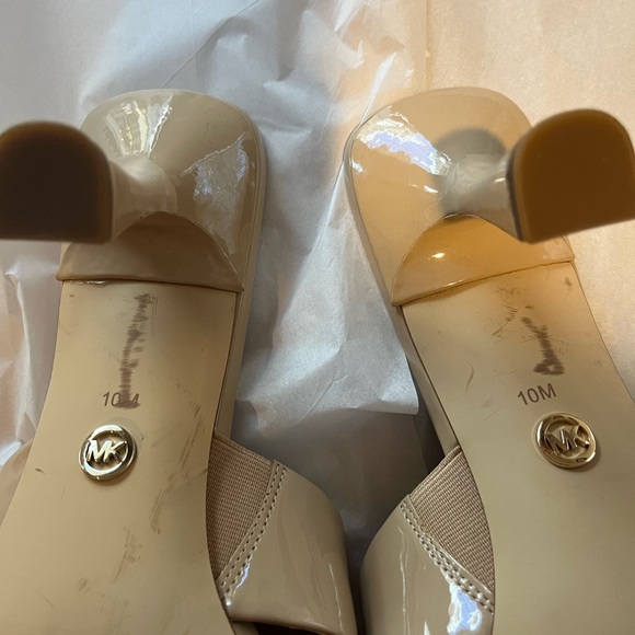 Michael Kors crossover strap heels - Picture 3 of 6